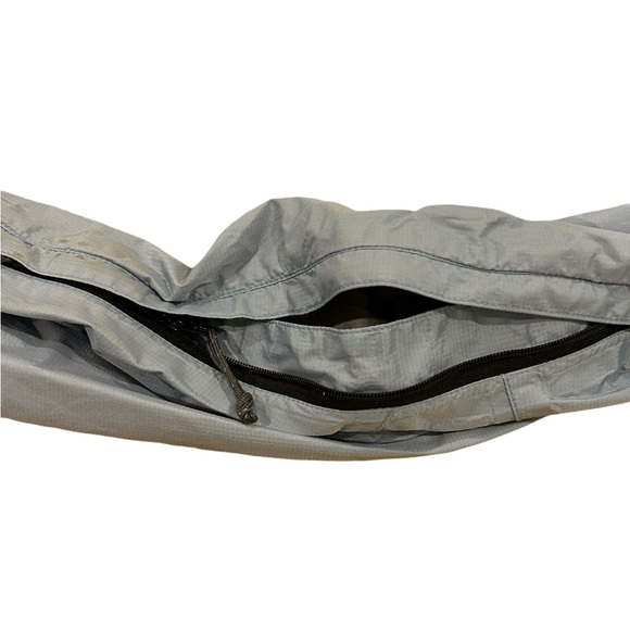 Sierra Designs Powder Blue Windbreaker - Picture 3 of 9